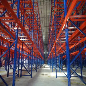 Free design heavy loading Factory stocking 500 kg per layer heavy duty pallet rack with wire mesh